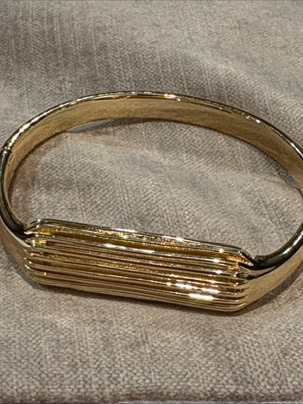 fitbit Flex 2 22kt Gold Plated Ribbed Bracelet Cuff